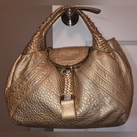 Vintage 100% Authentic Fendi Gold Holographic Textured Nappa Leather Spy Bag - Picture 2 of 16